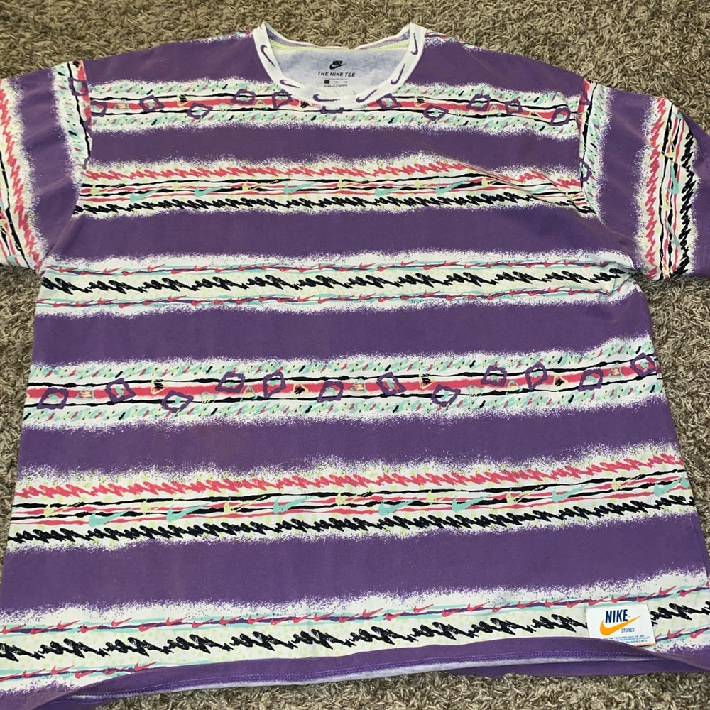 Nike 90’s Patterned Tee Shirt